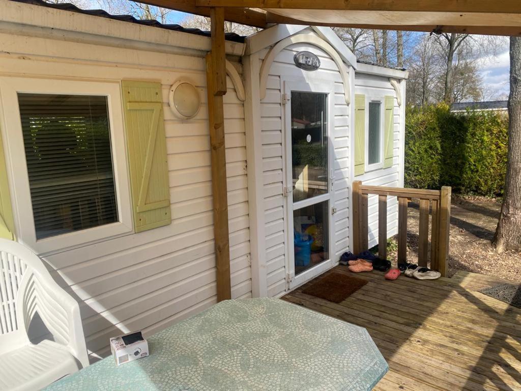 Mobil-Home Au Parc Des Roches Saint-Chéron エクステリア 写真